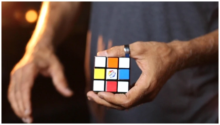 The Enchanted Cube (Instrucciones Online ) de DARYL - Imagen 3